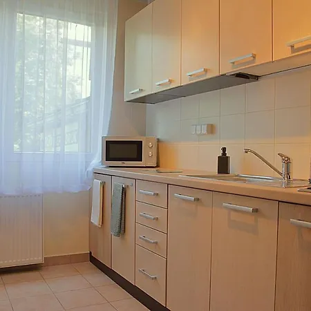 Lägenhet Rodzinny Apartament W Centrum Miasta Kraków