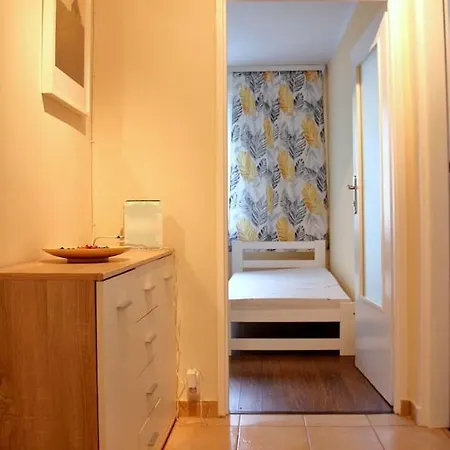 Rodzinny Apartament W Centrum Miasta Apartman